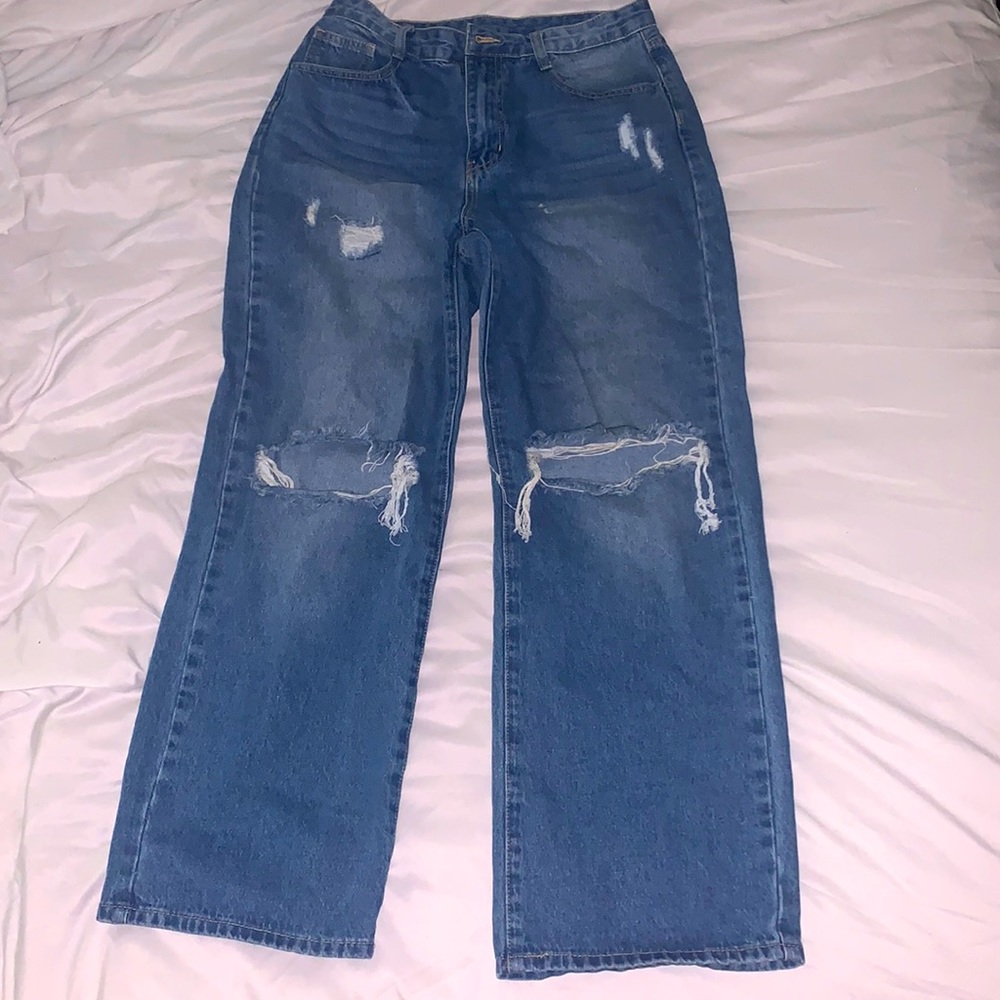 Lovely SHEIN denim blue jeans, ready for you.